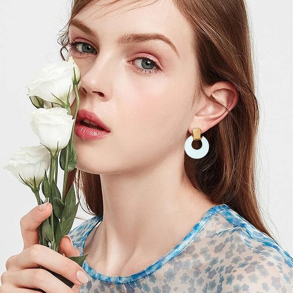 Women's White Statement Retro Hoop Dangle Earrings Multiple Elegance Style - Picture 2 of 7